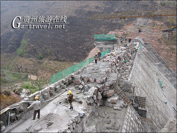 >> 正文   近日,笔者走进贵州省重点建设项目——安龙县柘仑水库,放眼